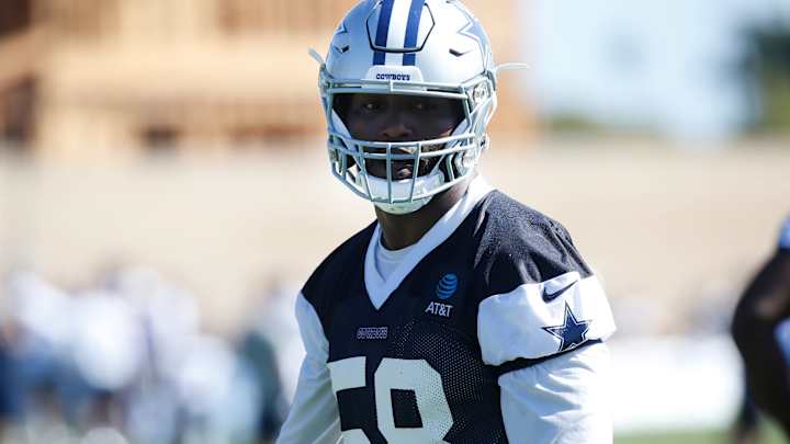 Cowboys DE Robert Quinn Expected to Undergo Surgery After Fracturing Hand