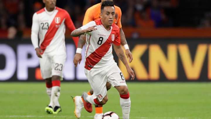 A Independiente se le cayó el pase del peruano Cueva, que se iría al Santos