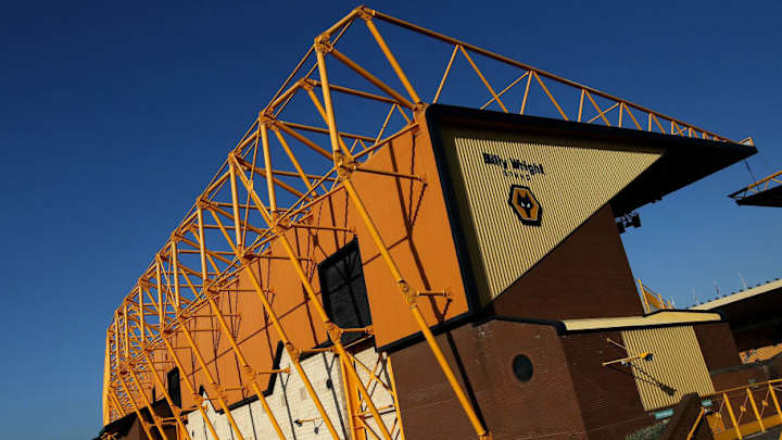 Wolves to Pilot 'Safe Standing' Seating Options at Molineux in Preparation for Legislation Changes Wolves to Pilot 'Safe Standing' Seating Options at Molineux in Preparation for Legislation Changes