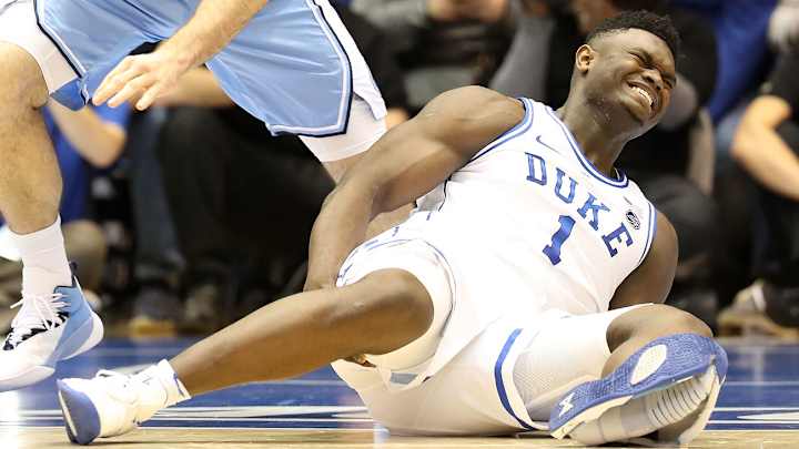 Watch: Duke's Zion Williamson (Knee) Out After Ripping Through Shoe vs. UNC