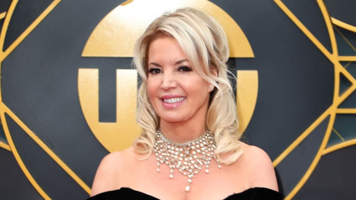 Lakers Owner Jeanie Buss Has '100 Percent Confidence in Rob Pelinka'