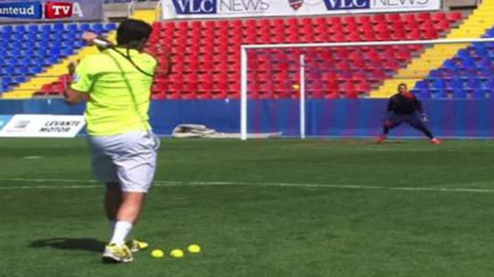 El video en el que Keylor Navas demostraba sus reflejos con pelotas de tenis