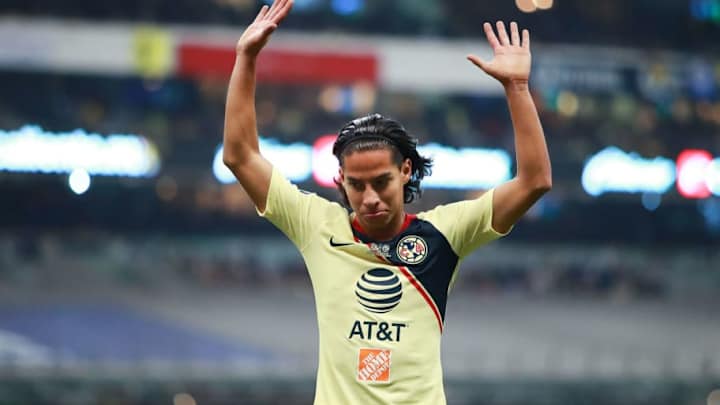 El presidente del América confirmó que Diego Lainez jugará en el Betis