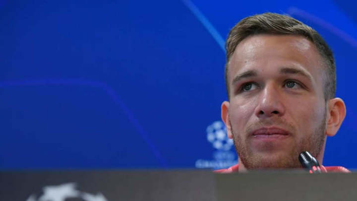 Arthur reconoce que fue un error ir a la fiesta de cumpleaños de Neymar