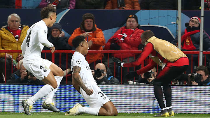 WATCH: Mbappe, Kimpembe Score, Pogba Sent Off as PSG Tops Man United WATCH: Mbappe, Kimpembe Score, Pogba Sent Off as PSG Tops Man United