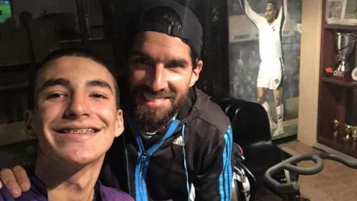 ​Hijo del 'Loco' Abreu es convocado por selección sub-16 de México