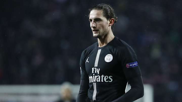 Rabiot está entrenando con la reserva del PSG y no viajó a Qatar con el equipo Rabiot está entrenando con la reserva del PSG y no viajó a Qatar con el equipo