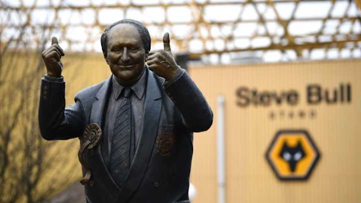 Molineux Redevelopment to Commence in 2020 Starting With Expansion of the Steve Bull Stand Molineux Redevelopment to Commence in 2020 Starting With Expansion of the Steve Bull Stand