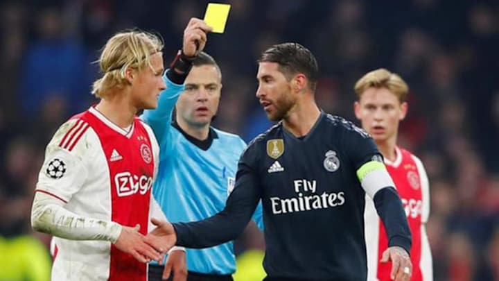 La UEFA expedienta a Sergio Ramos por forzar la amarilla ante el Ajax y podrían caerle 2 partidos