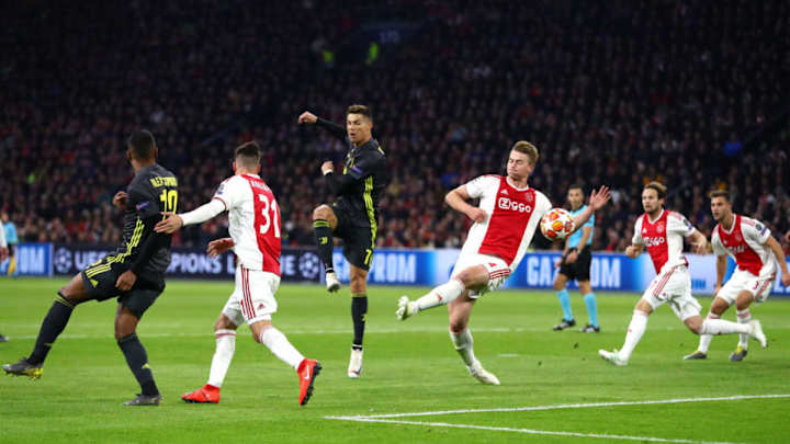 Cristiano marca el primero para la Juve ante el Ajax sobre el final del primer tiempo