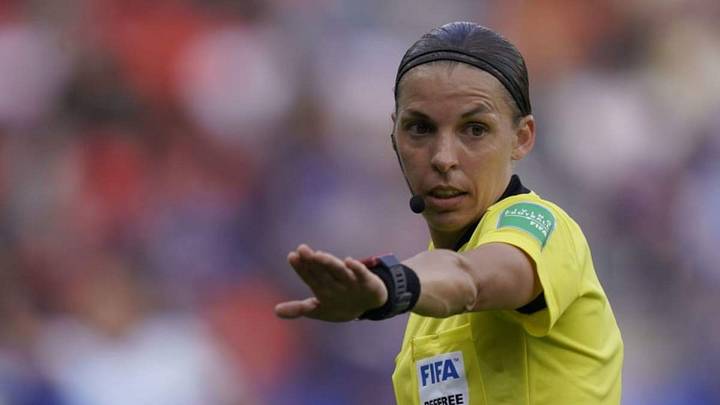 La colegiada Stephanie Frappart dirigirá la Supercopa de Europa