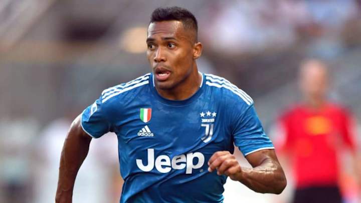 Alex Sandro Claims Brazilian Players Struggle to Settle in 'Boring' Turin