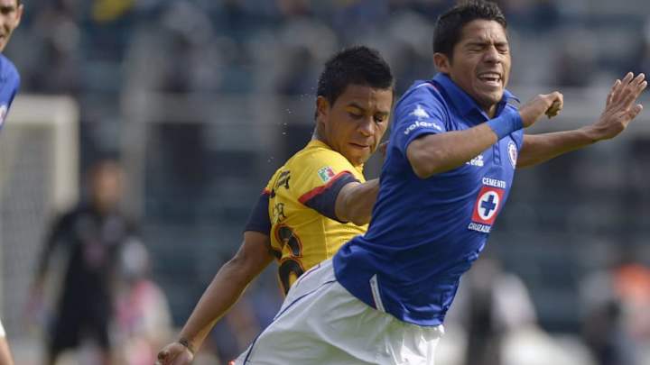 Juan Carlos Medina se pone los lentes y responde a los ataques de Jesús Corona con clase