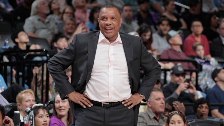 Report: Pelicans Pick Up 2020-21 Option on Head Coach Alvin Gentry