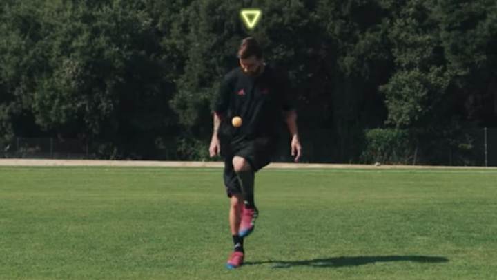 El vídeo que demuestra que Leo Messi puede hacer toques con cualquier objeto