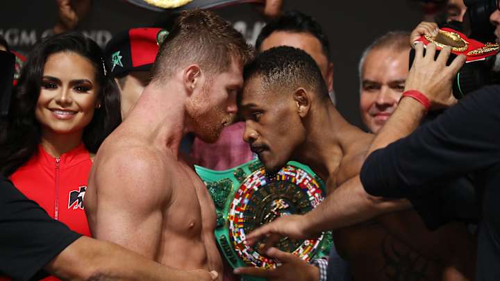 Canelo Alvarez Wins Unanimous Decision Over Daniel Jacobs