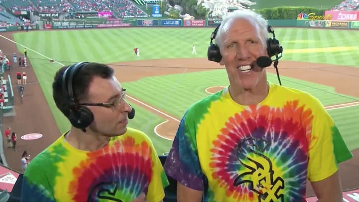 Bill Walton Takes Over White Sox Broadcast: 'I've Been Dead for Quite a Few Years' Bill Walton Takes Over White Sox Broadcast: 'I've Been Dead for Quite a Few Years'