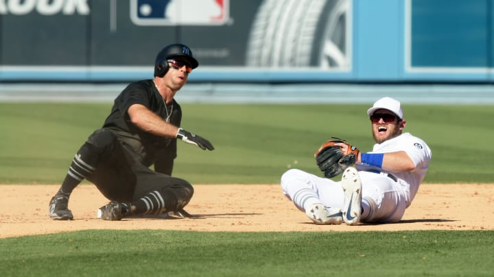 Dodgers Escape Jam in Bizarre 9th Inning to Hold Off Yankees Dodgers Escape Jam in Bizarre 9th Inning to Hold Off Yankees
