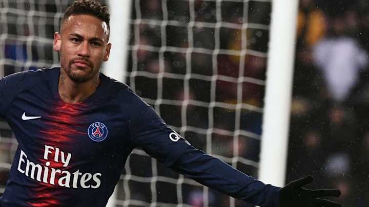 Neymar podría reaparecer con el PSG recién a mediados de abril