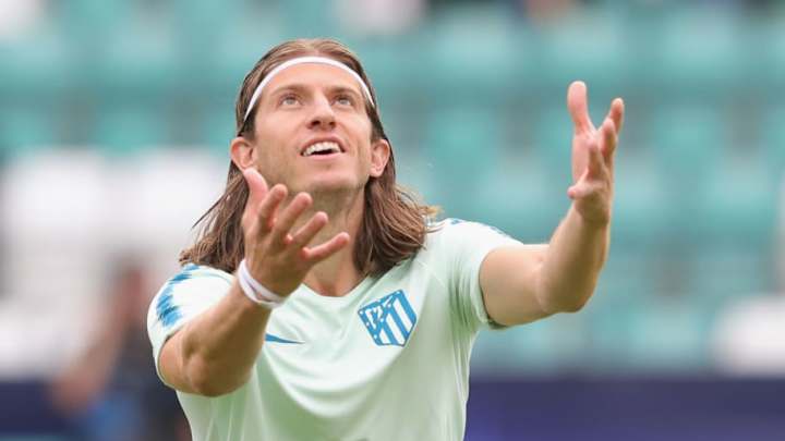Filipe Luis Rejects Dortmund Offer in Favour of Holding Out for Barcelona Move