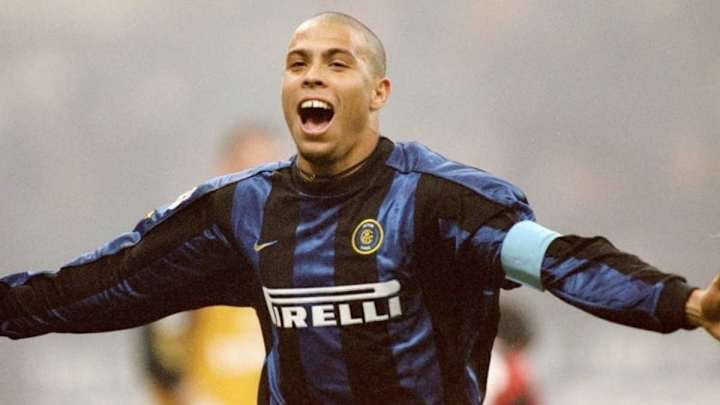 Picking a Classic Inter & AC Milan Combined XI Ahead of Derby della Madonnina