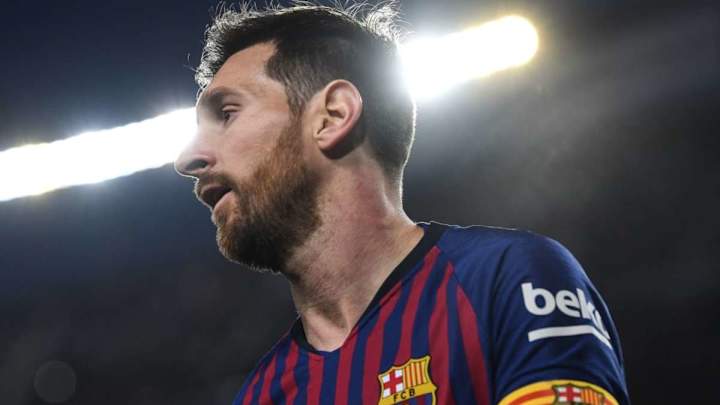 El detalle de 'fair play' de Messi con el árbitro en el partido contra el Rayo Vallecano