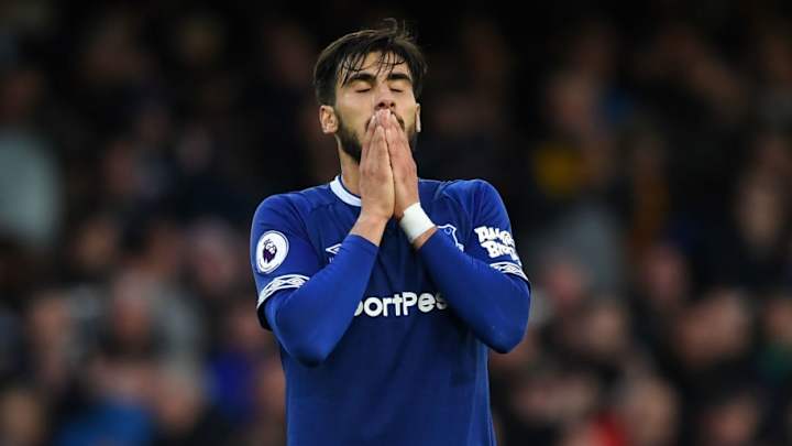 André Gomes: Why Everton's Midfield Maestro Is the Signing of the Summer André Gomes: Why Everton's Midfield Maestro Is the Signing of the Summer