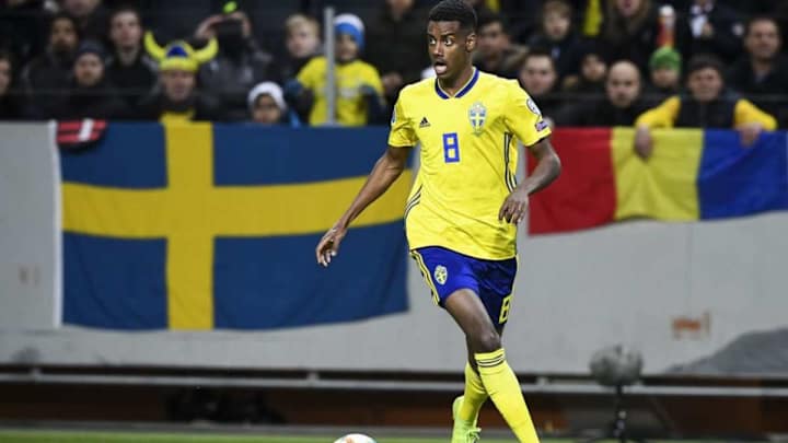 Alexander Isak vuelve a estar en la agenda del FC Barcelona