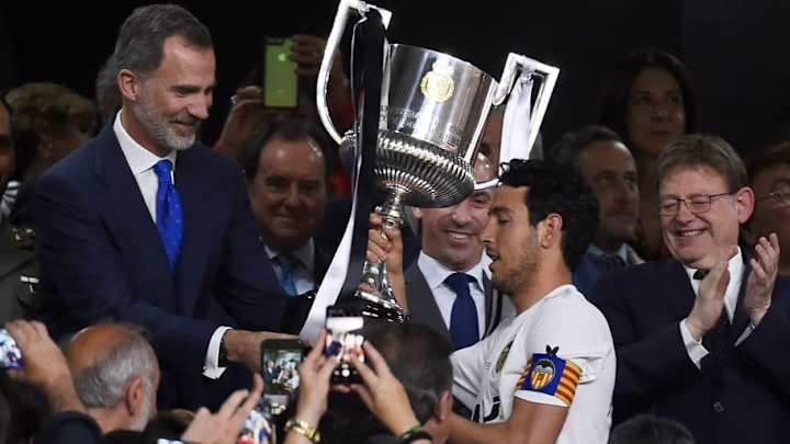 Barcelona 1-2 Valencia: Report, Ratings & Reaction as Los Ches Stun Barça to Win Copa del Rey