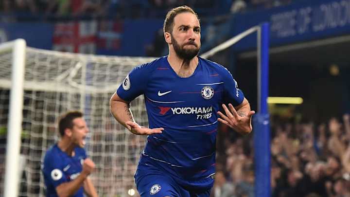 Maurizio Sarri Expects Gonzalo Higuain to Remain at Chelsea Next Season