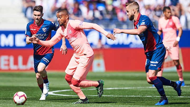 Messi Rests as Barcelona Ties Huesca Ahead of Man United Clash