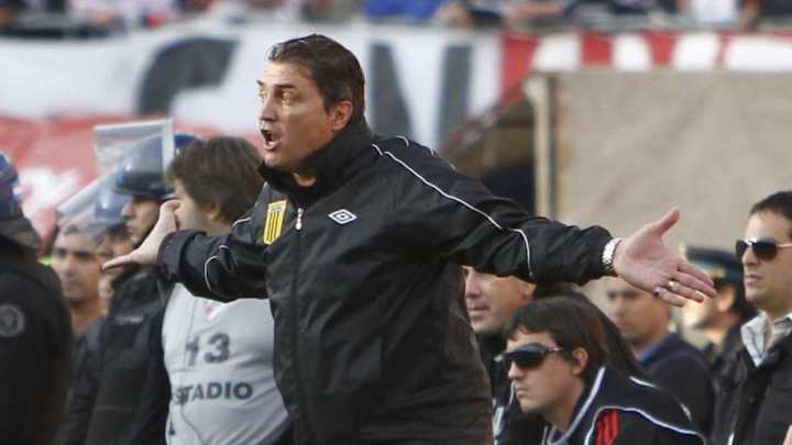 El día que Giunta fue a buscar a Mohamed a su casa tras un partido: "Abrí que te rompo todo..."