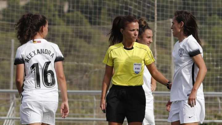 Las nuevas normas y el límite de edad para las árbitras españolas