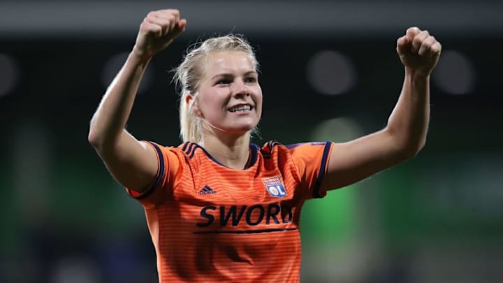 BBC Women's Footballer of the Year: Five Player Shortlist for 2019 Award Revealed