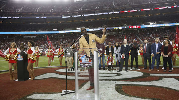 Terrell Owens Talks Previous Hall of Fame Snub, Issues With NFL Politics Terrell Owens Talks Previous Hall of Fame Snub, Issues With NFL Politics