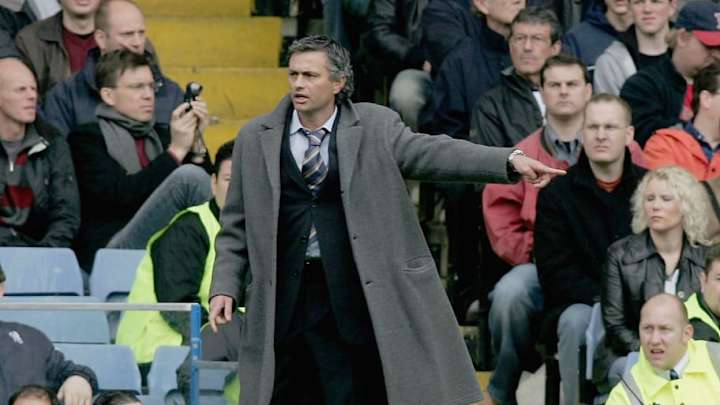 Tres clubes franceses estarían buscando a Mourinho Tres clubes franceses estarían buscando a Mourinho