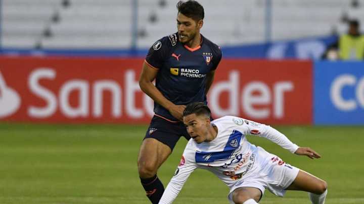 Nicolás Freiré es el central que Pumas necesitaba