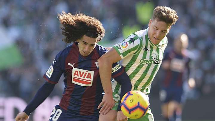 El FC Barcelona recomprará a Cucurella