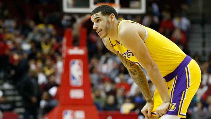 Lonzo Ball Still Out for Lakers With Ankle Sprain, Will Be Reevaluated Next Week