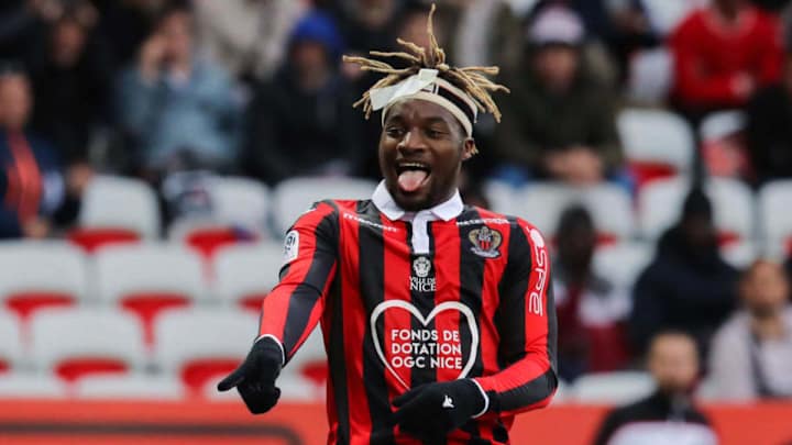 Newcastle Complete Signing of Headbanded Number 10 Allan Saint-Maximin on 6-Year Deal