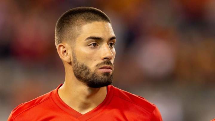 Yannick Carrasco Willing to Take Pay Cut to Complete Arsenal Transfer