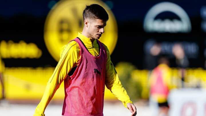Julian Weigl Reveals His Request to Join Paris Saint-Germain Was Rejected by Borussia Dortmund