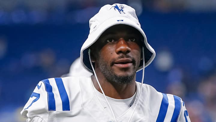 Report: Colts WR Devin Funchess Breaks Collarbone Report: Colts WR Devin Funchess Breaks Collarbone