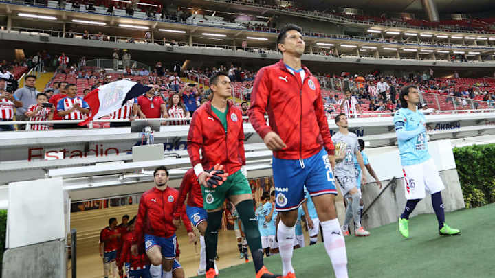 El 1x1 de Chivas en su caída por 2-4 ante Pachuca