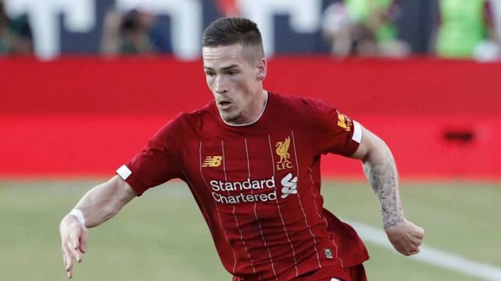 Leeds United Close in on Permanent Deal for Liverpool’s Ryan Kent as Kemar Roofe Nears Exit