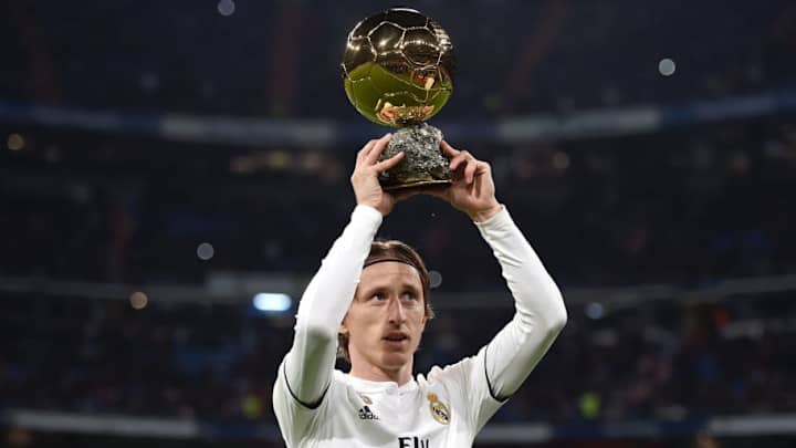 Modric renueva con el Real Madrid hasta 2021