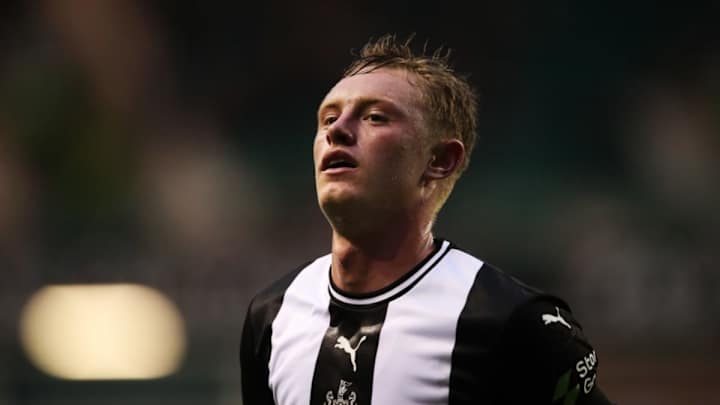 Steve Bruce Confirms Sean Longstaff Training Injury Ahead of Liverpool Clash Steve Bruce Confirms Sean Longstaff Training Injury Ahead of Liverpool Clash