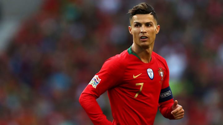 Las excéntricas vacaciones de Cristiano Ronaldo: 8.000 euros por noche, helicópteros y toboganes