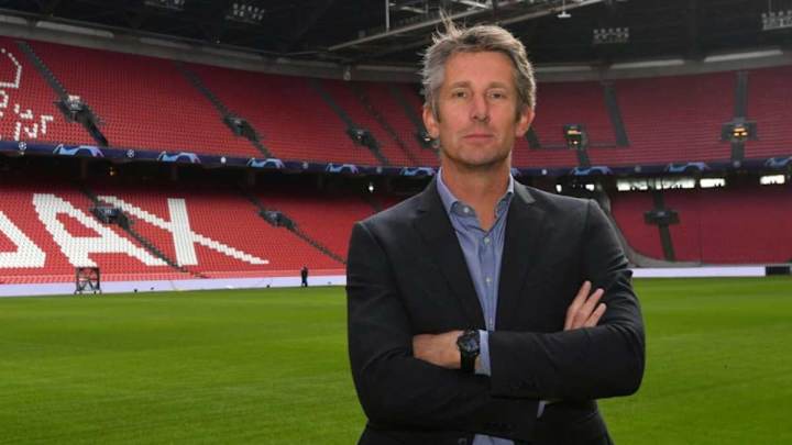 Edwin van der Sar Reveals Desire to Return to 'Special' Man Utd as Search for Director Continues Edwin van der Sar Reveals Desire to Return to 'Special' Man Utd as Search for Director Continues