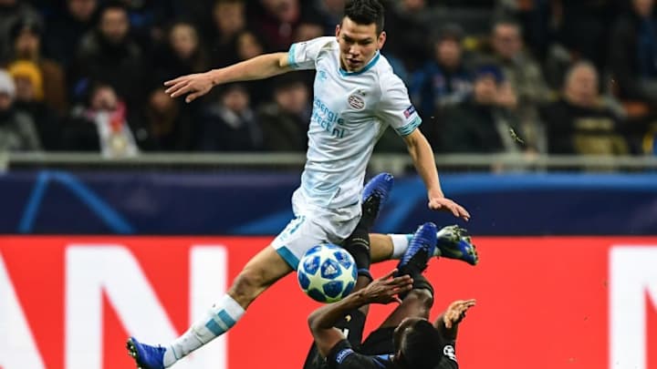 Manchester United, tras la firma de 'Chucky' Lozano